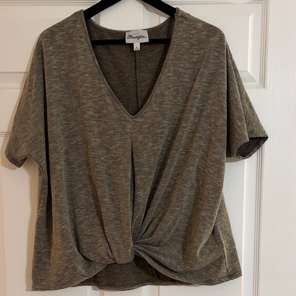 Wrangler Women's V-Neck Short Sleeve Top - Army Green